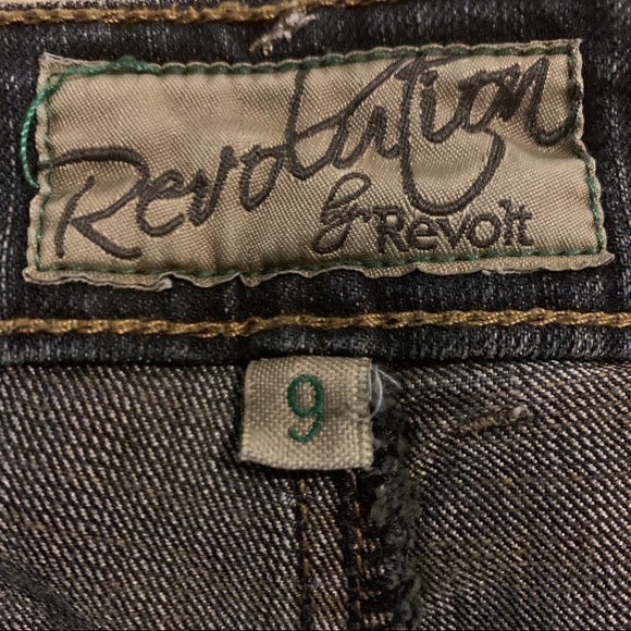 Revolution by Revolt Jean Shorts sz 9 - Picture 4 of 4
